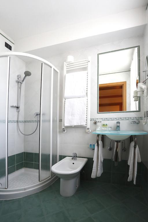 Hotel Estense 3*