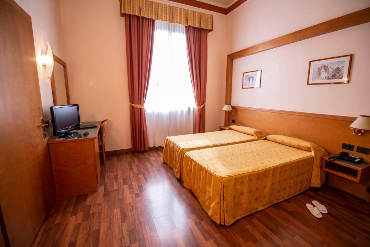 Estense Hotel 3*